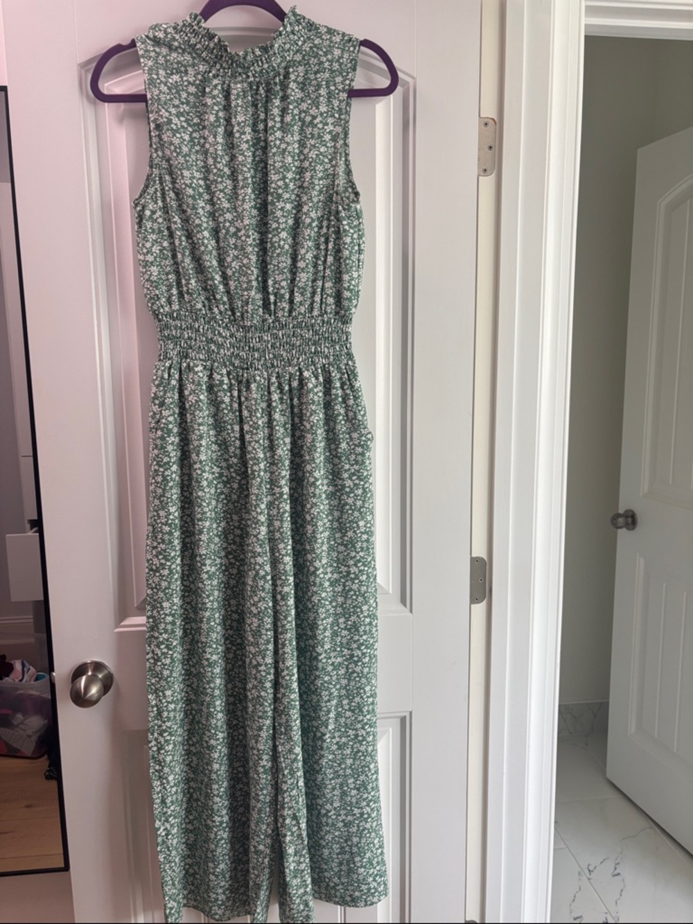 Sleeveless Green Floral Smocked-Waist jumper